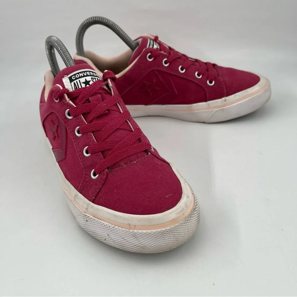 Converse Women’s El Distrito OX - SZ 7 - Red Athletic Canvas Shoe Sneaker